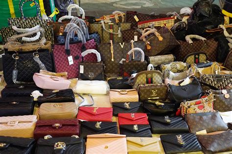 best fake designer bags hanoi|vietnam counterfeit brands.